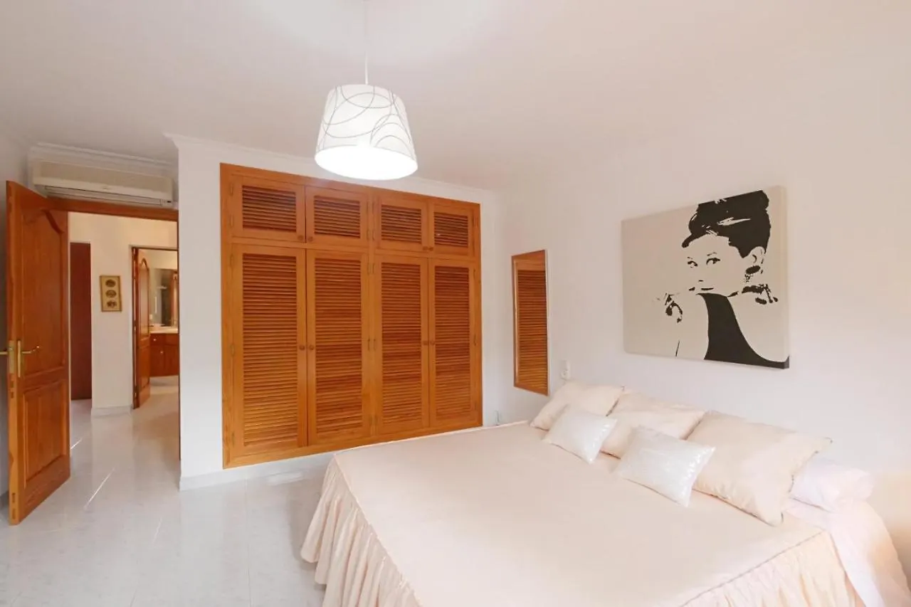 Bellavista Villa Campanet 0*,